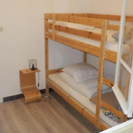 Sur F3 45m Wifi Apartment *